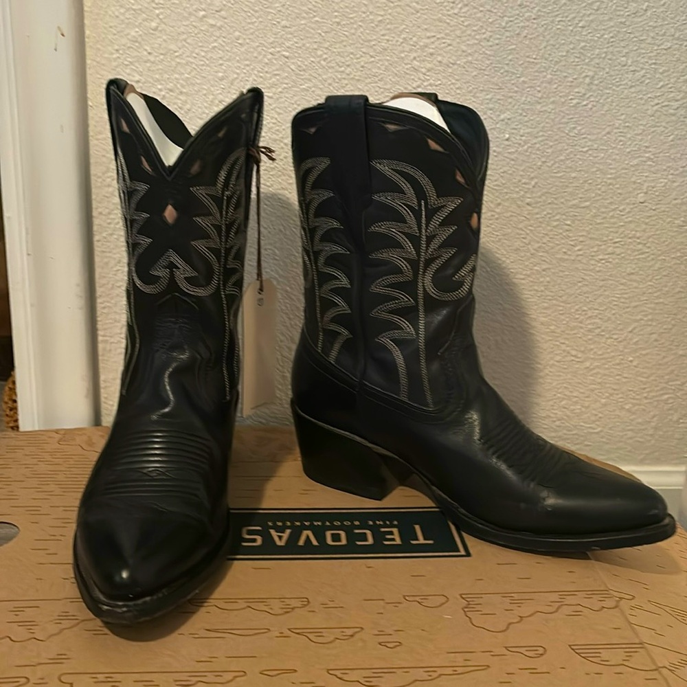 Black Cowgirl Boots